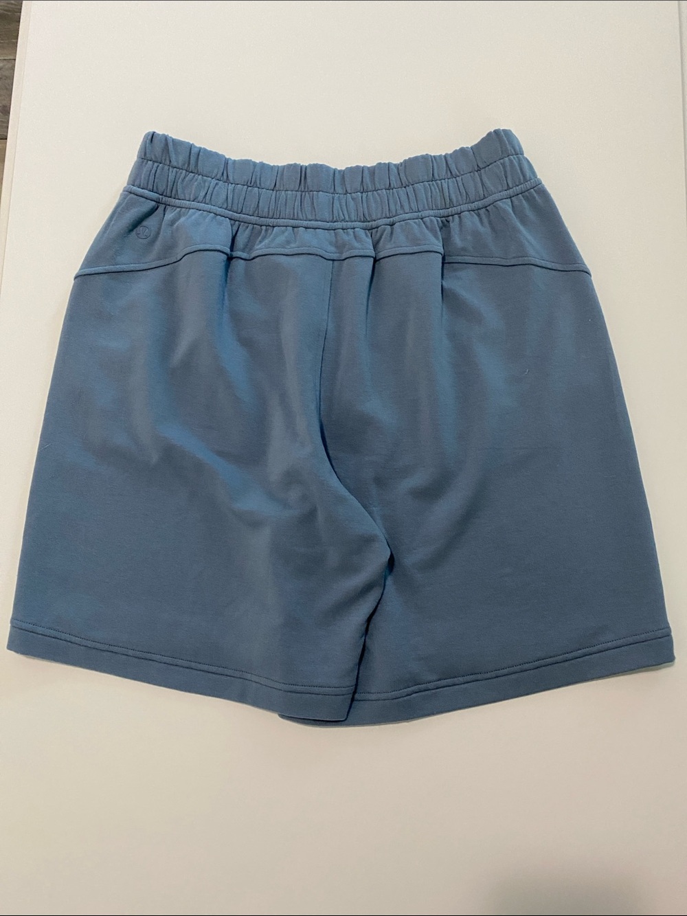 Lululemon - Be Calm Mid Rise Bermuda Short - Size M - NWT - Picture 3 of 10